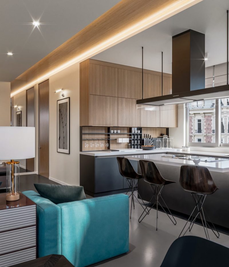 modern-interior-of-stylish-apartment-2-e1634612296971